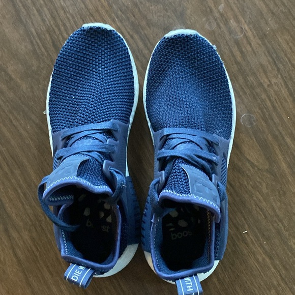 Adidas women's Die Weltmarke Mit den 3 streifen size 8.5 in navy and white. - Picture 2 of 7